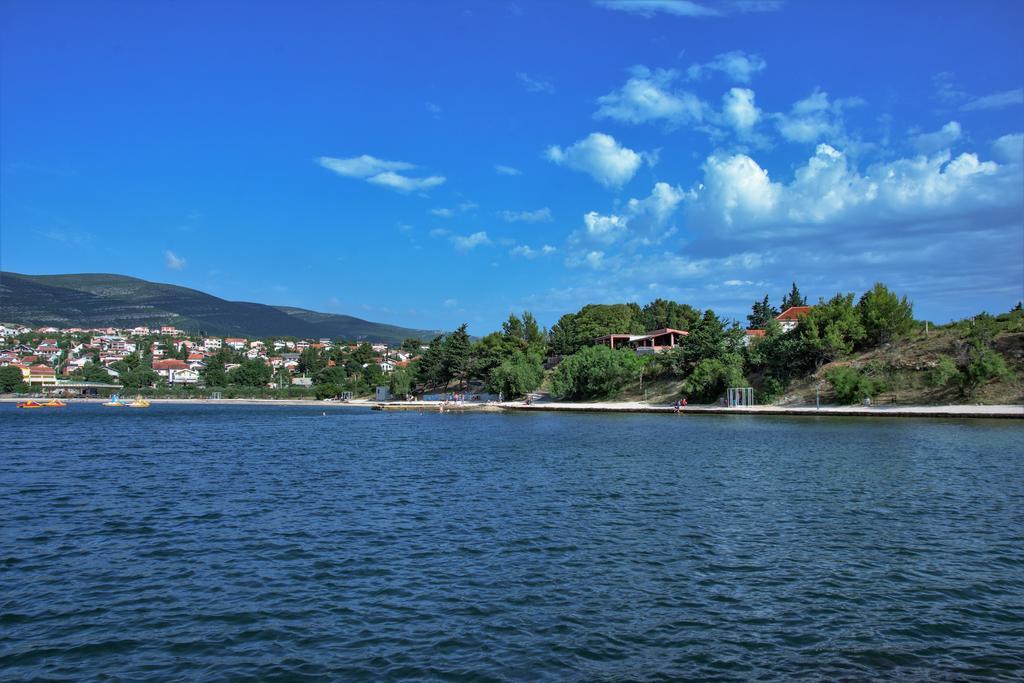 Apartmani Orhideja Gornji Karin Buitenkant foto