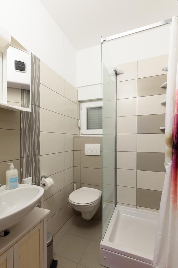 Apartmani Orhideja Gornji Karin Buitenkant foto